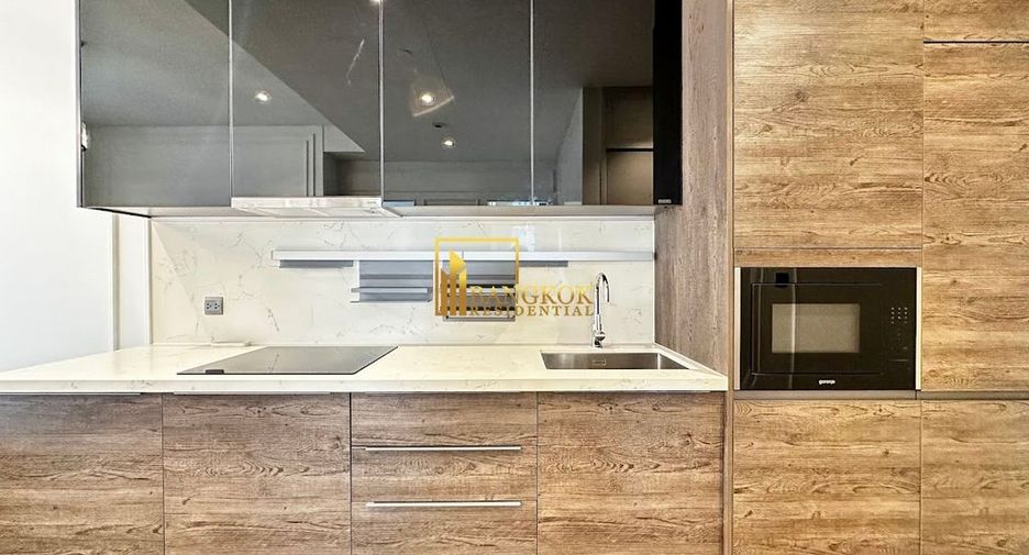 For rent 2 bedrooms condo in Pathum Wan, Bangkok