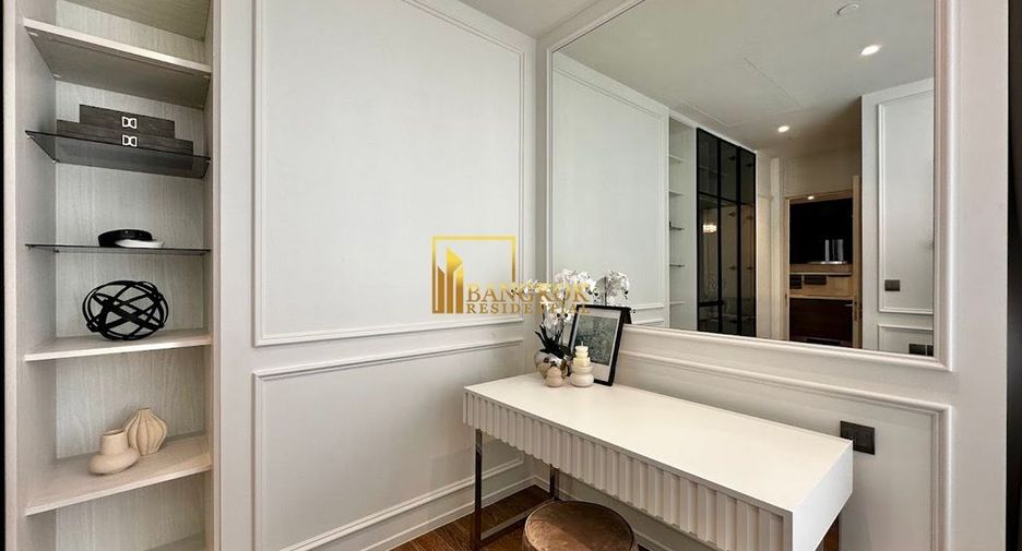 For rent 2 bedrooms condo in Pathum Wan, Bangkok