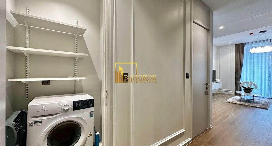 For rent 2 bedrooms condo in Pathum Wan, Bangkok