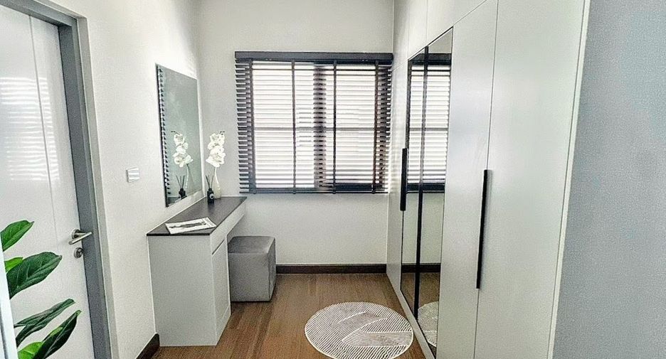 For rent 4 Beds house in Bang Phli, Samut Prakan