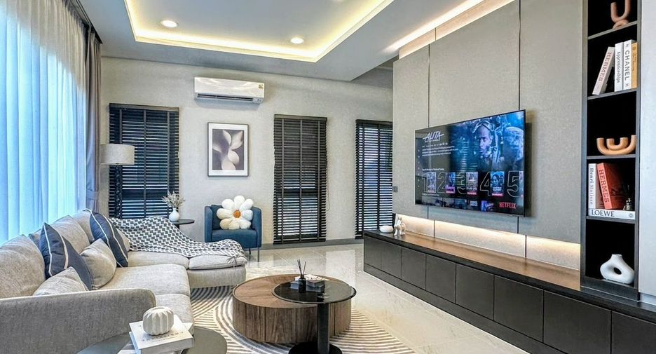 For rent 4 Beds house in Bang Phli, Samut Prakan