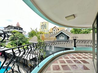 Apartment zur Miete mit 3 Zimmer in Khlong Toei, Bangkok