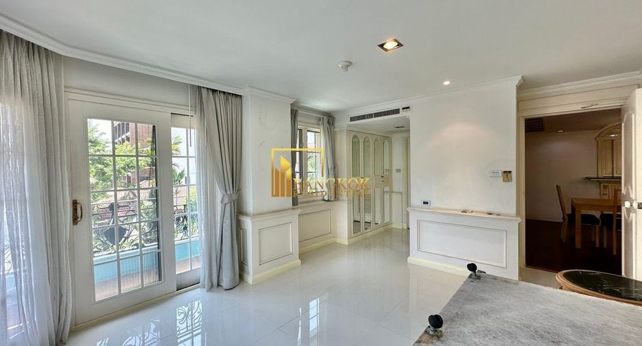 Wohnung zur Miete mit 3 Zimmer in Khlong Toei, Bangkok