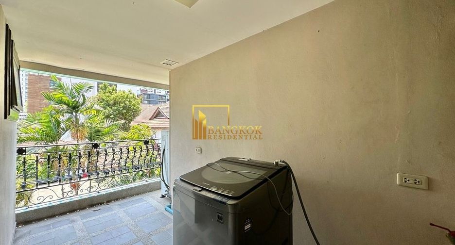 Wohnung zur Miete mit 3 Zimmer in Khlong Toei, Bangkok