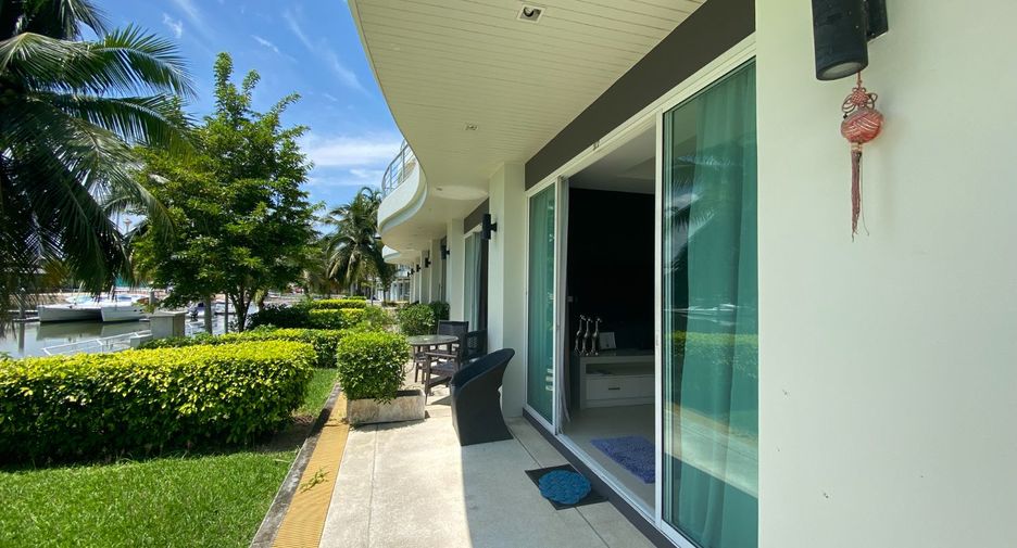For sale 2 bed condo in Nuea Khlong, Krabi
