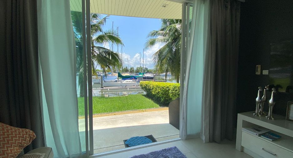 For sale 2 bed condo in Nuea Khlong, Krabi