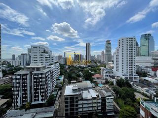 À louer 2 chambres condo à Watthana, Bangkok