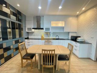 Wohnung zur Miete mit 2 Zimmer in Watthana, Bangkok