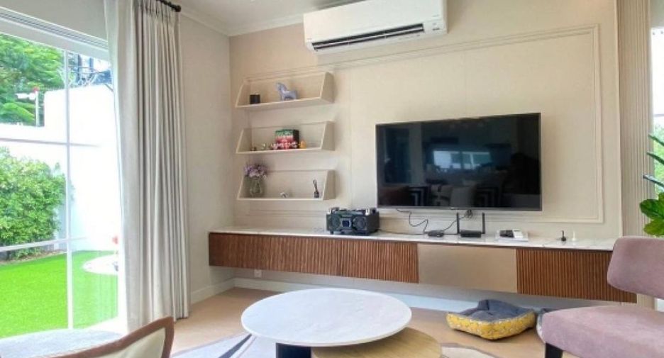 For rent 4 bedrooms house in Bang Phli, Samut Prakan