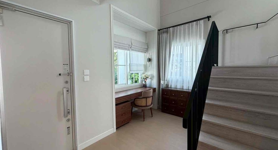 For rent 4 bedrooms house in Bang Phli, Samut Prakan