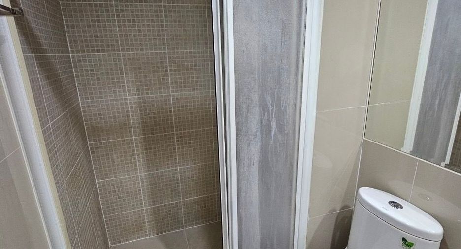 For sale 1 bed condo in Huai Khwang, Bangkok