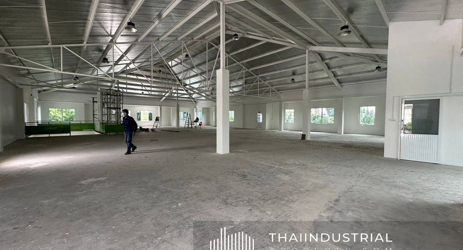 For rent warehouse in Mueang Samut Prakan, Samut Prakan