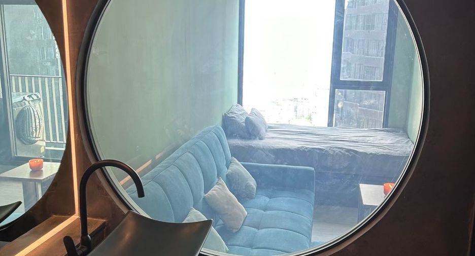 For sale 1 bed condo in Huai Khwang, Bangkok