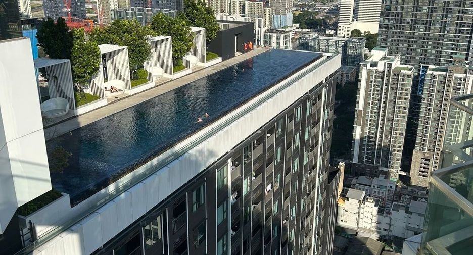 For sale 1 bed condo in Huai Khwang, Bangkok