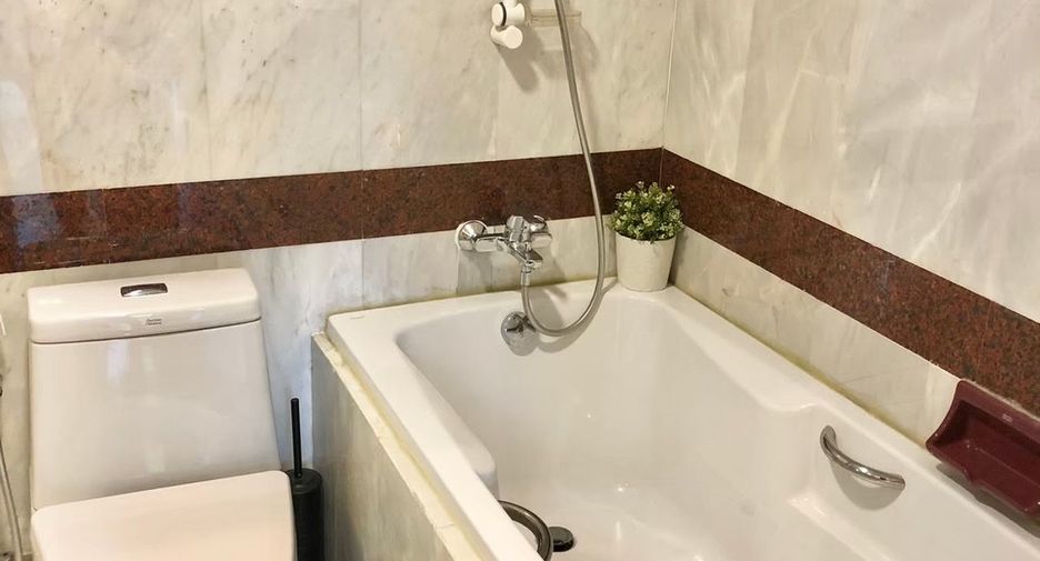 For rent 5 ベッドルーム house in Bang Phli, Samut Prakan