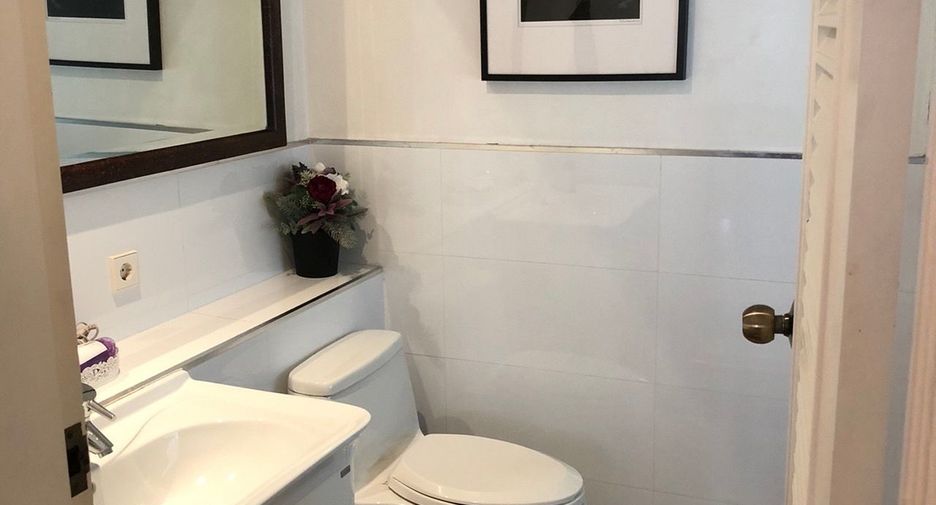 For rent 5 ベッドルーム house in Bang Phli, Samut Prakan