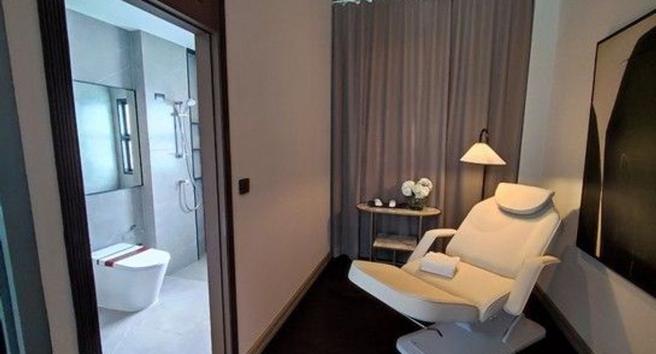 For sale 4 bedrooms house in Prawet, Bangkok
