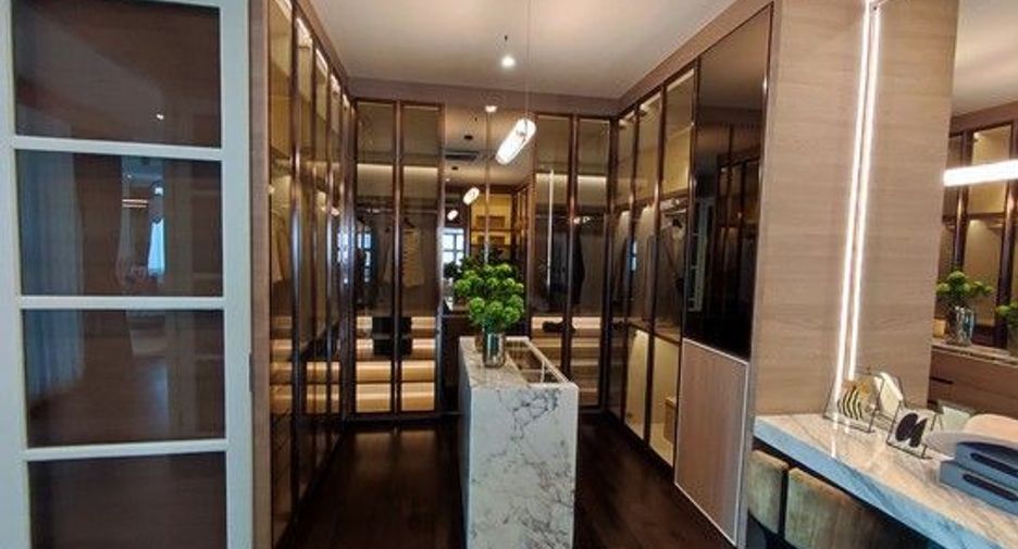 For sale 4 bedrooms house in Prawet, Bangkok