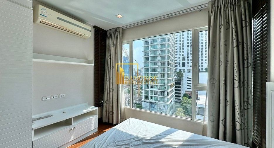 For rent 2 bedrooms condo in Watthana, Bangkok