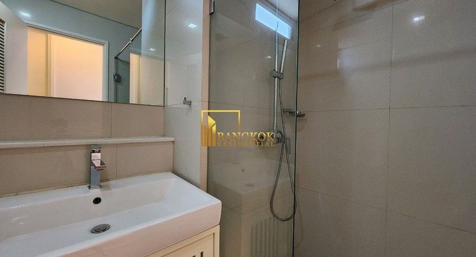 For rent 4 bedrooms condo in Watthana, Bangkok