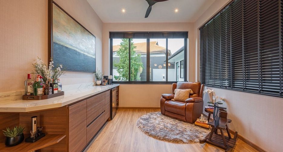 For sale 5 bedrooms house in Hang Dong, Chiang Mai