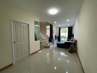 For sale 4 Beds townhouse in Nong Khaem, Bangkok