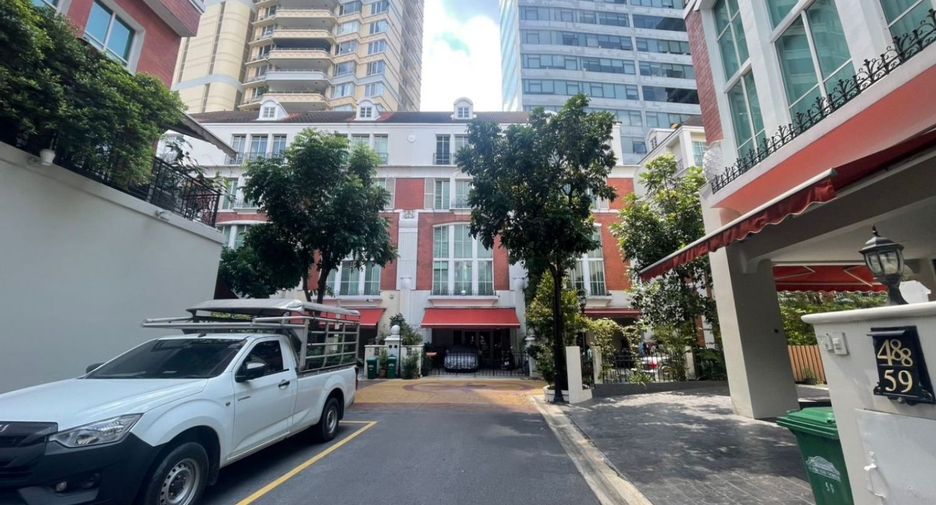 Wohnung zur Miete mit 3 Zimmer in Watthana, Bangkok