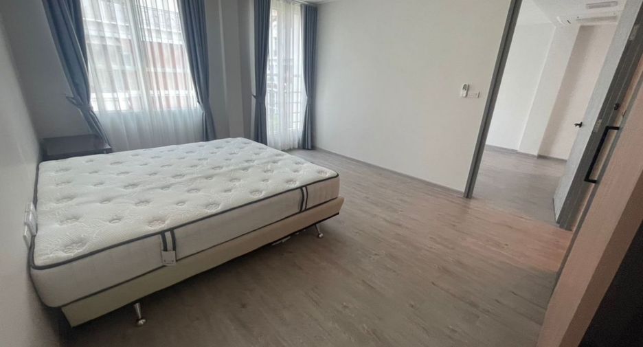 Wohnung zur Miete mit 3 Zimmer in Watthana, Bangkok