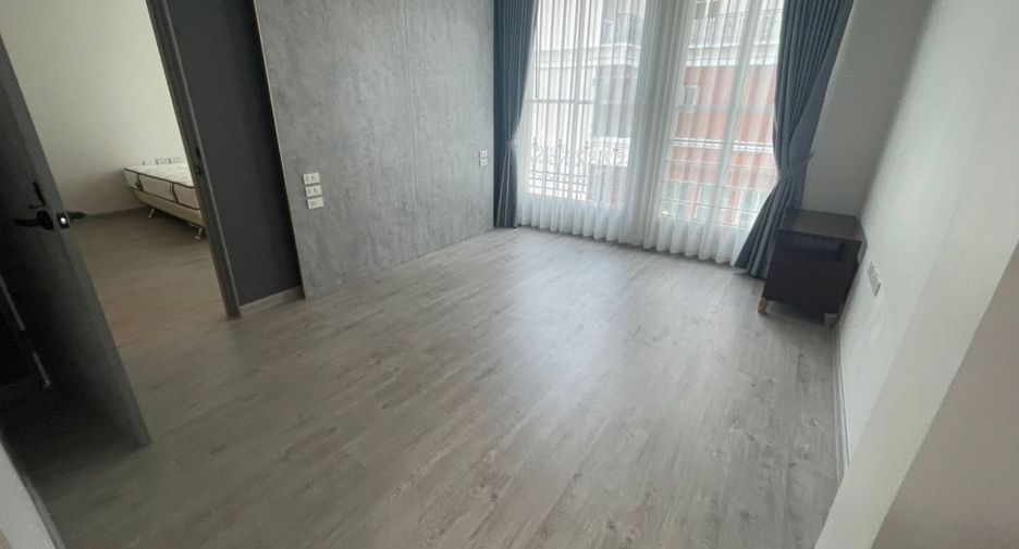 Wohnung zur Miete mit 3 Zimmer in Watthana, Bangkok