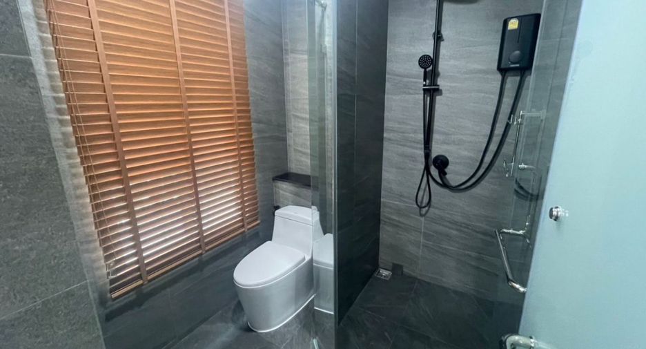 Wohnung zur Miete mit 3 Zimmer in Watthana, Bangkok