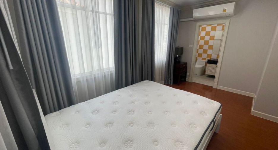 Wohnung zur Miete mit 3 Zimmer in Watthana, Bangkok