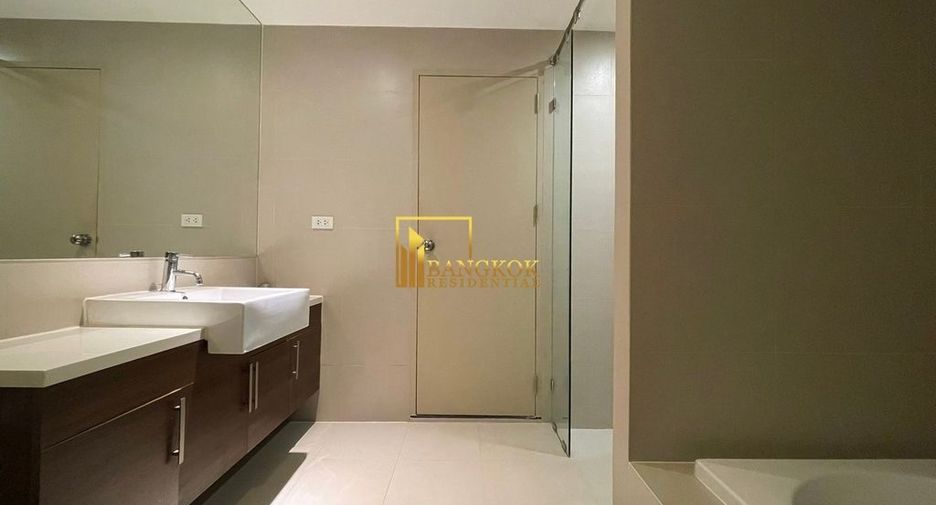 ให้เช่า 3 ห้องนอน คอนโด ใน คลองเตย, กรุงเทพฯ