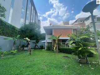 For rent そして for sale 3 Beds house in Khlong Toei, Bangkok