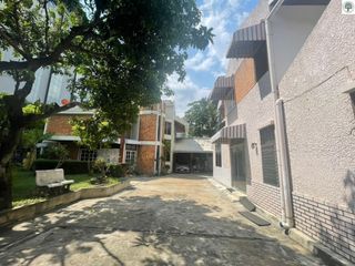 For rent そして for sale 3 Beds house in Khlong Toei, Bangkok