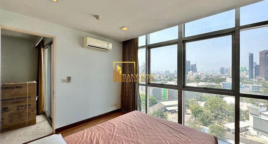 For rent 2 bedrooms condo in Khlong Toei, Bangkok