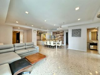 出租 4 卧室 公寓 在 Khlong Toei, 曼谷