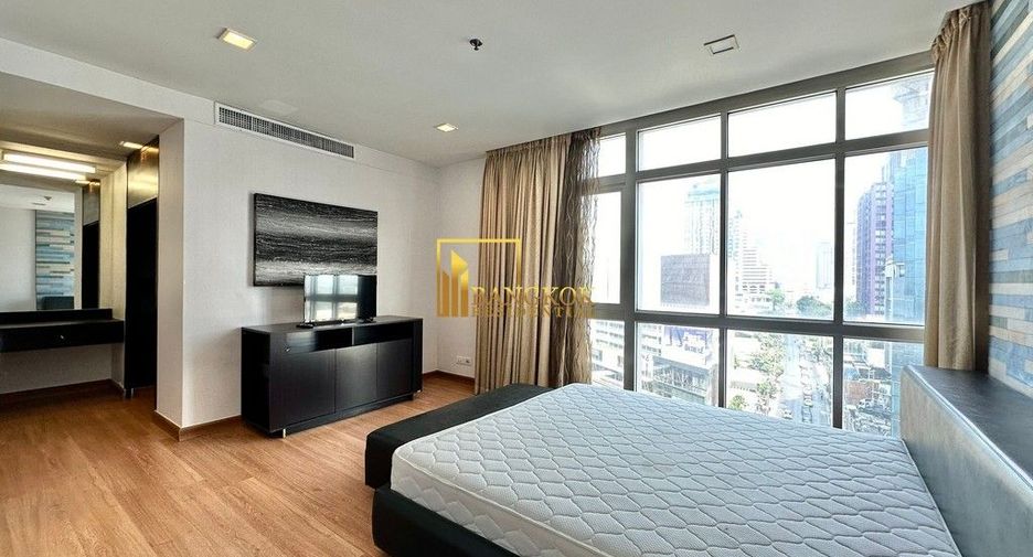 À louer 4 chambres condo à Khlong Toei, Bangkok