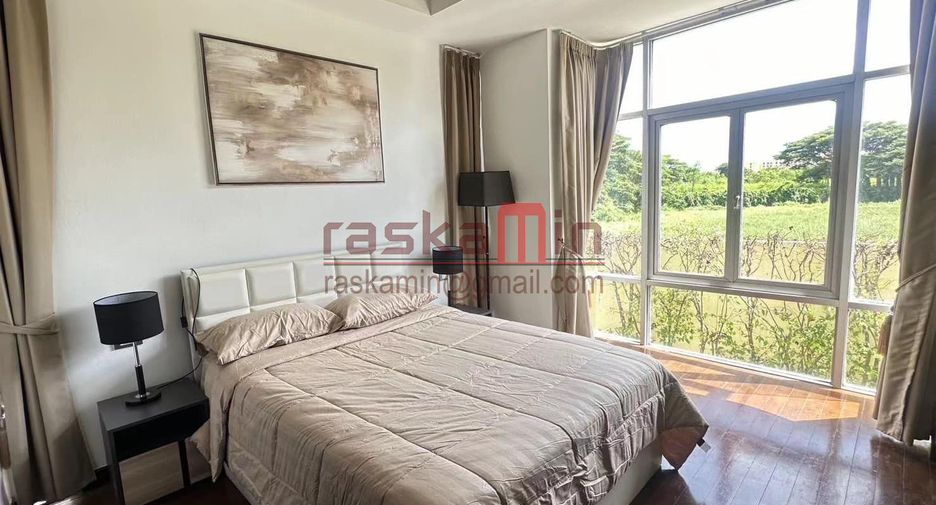 À vendre 4 chambres villa à Sattahip, Chonburi
