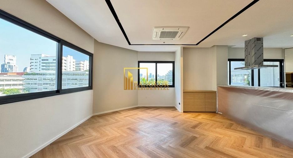 For rent 3 bedrooms condo in Sathon, Bangkok