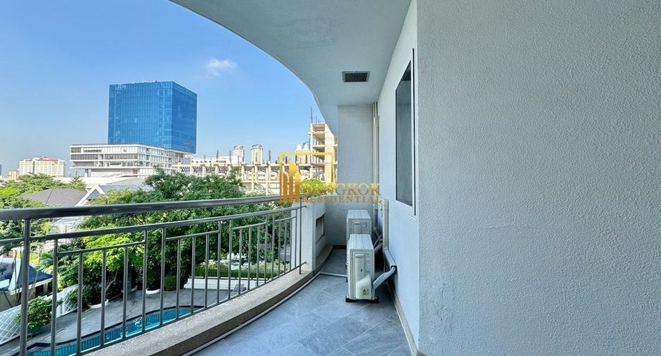 For rent 3 bedrooms condo in Sathon, Bangkok