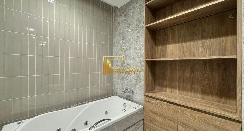 For rent 3 bedrooms condo in Sathon, Bangkok