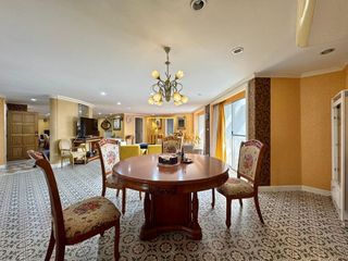 For rent 3 bedrooms condo in Yan Nawa, Bangkok