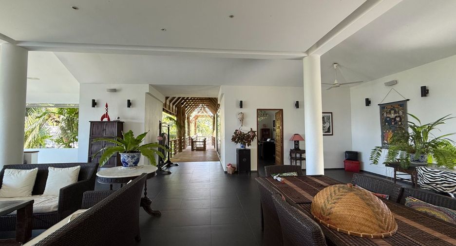 For sale 5 bedrooms villa in Ao Luek, Krabi