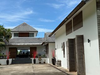 For sale 5 bed villa in Ao Luek, Krabi