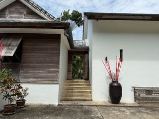 For sale 5 bed villa in Ao Luek, Krabi