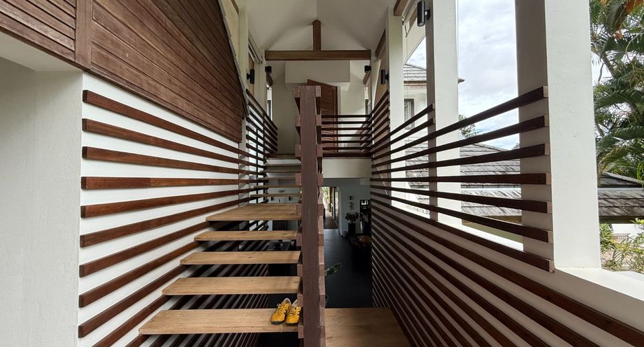 For sale 5 bedrooms villa in Ao Luek, Krabi