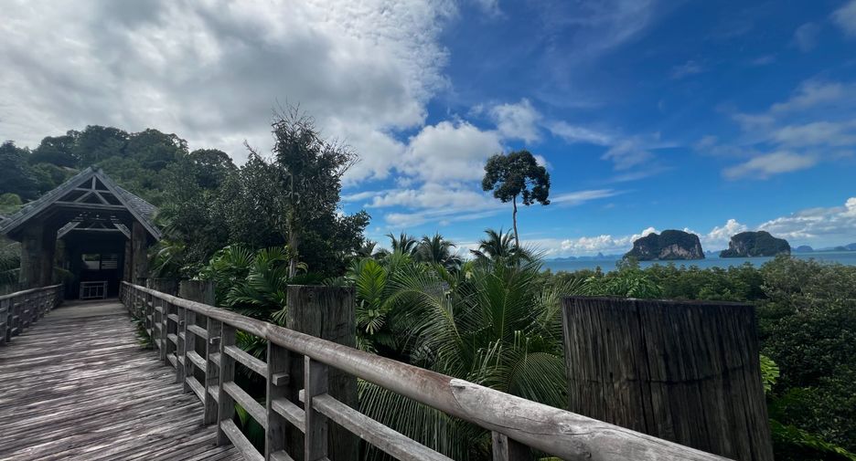 For sale 5 bedrooms villa in Ao Luek, Krabi