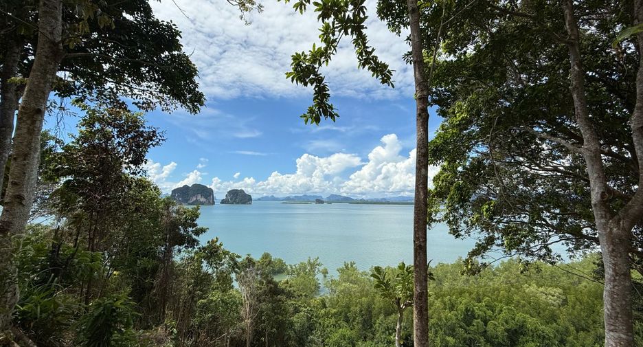 For sale 5 bedrooms villa in Ao Luek, Krabi