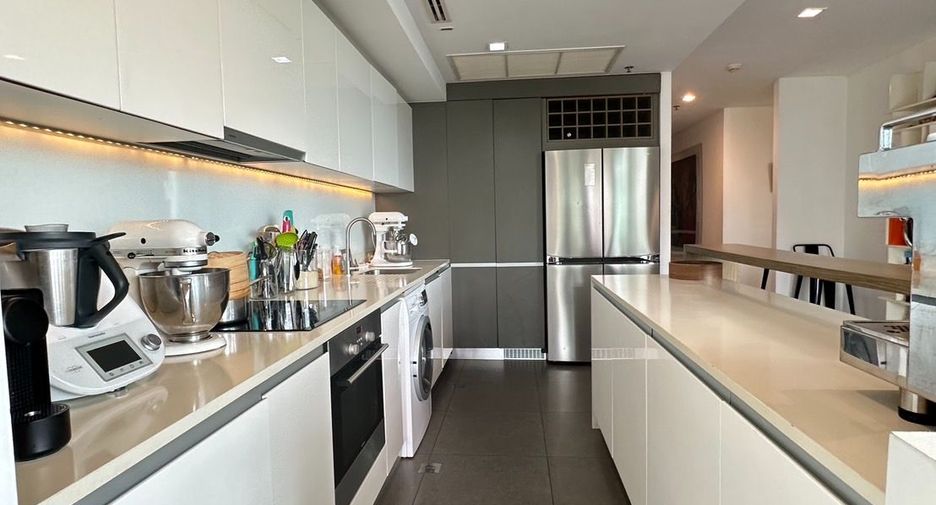 ขาย 4 ห้องนอน คอนโด ใน สาทร, กรุงเทพฯ