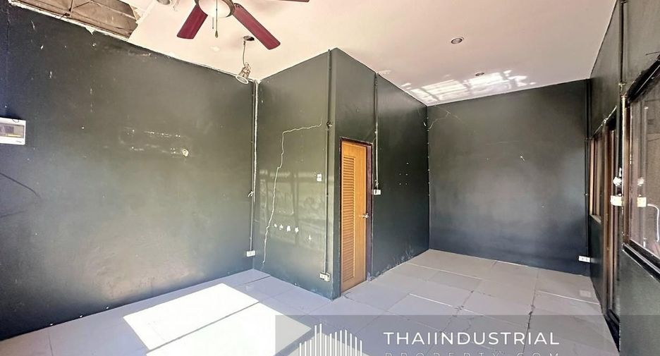 For rent warehouse in Lam Luk Ka, Pathum Thani